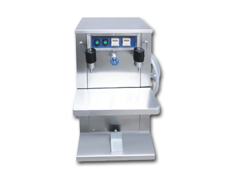 RGJ雙頭自吸灌裝機(jī)